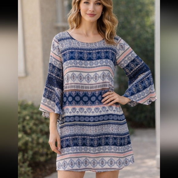 Luxology Dresses & Skirts - Luxology Boho Bell Sleeves Dress NWT Size 16P